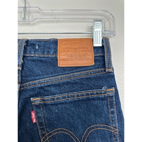 Levi's Wedgie Jeans Button Fly Medium Wash Blue High Rise Waist Size 25 - Picture 7 of 10
